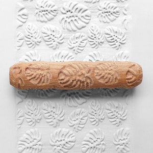 Clay Texture Roller, Pottery Hand Roller, Pastry texture Roller - Monstera Leaf