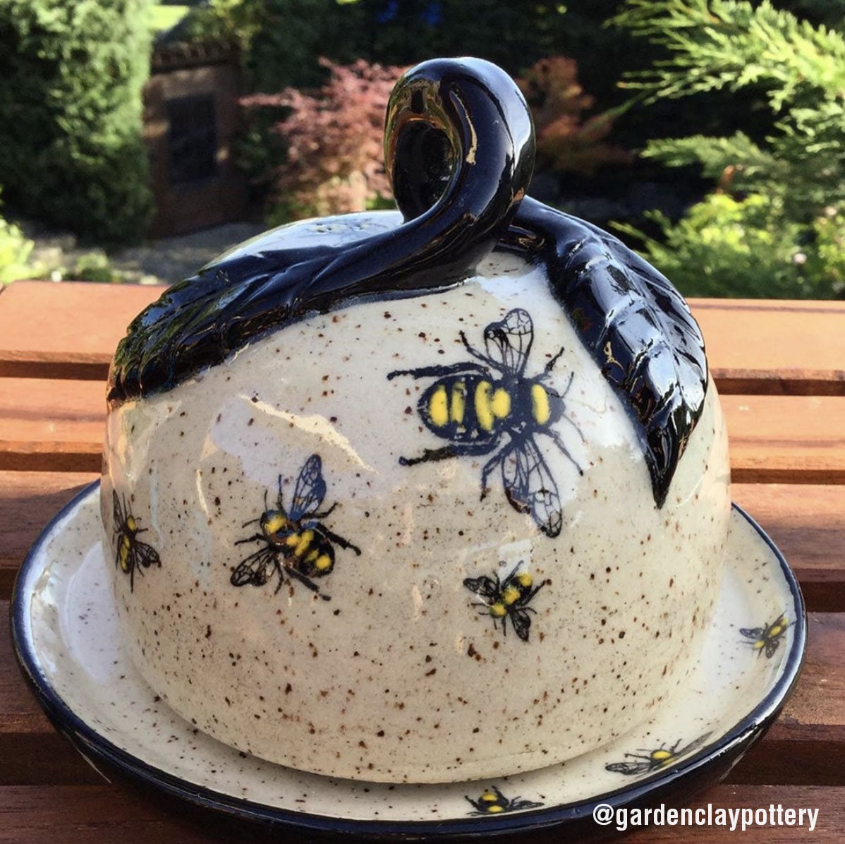 Ceramic Decal, Underglaze Transfer Bumblebee -  Norway