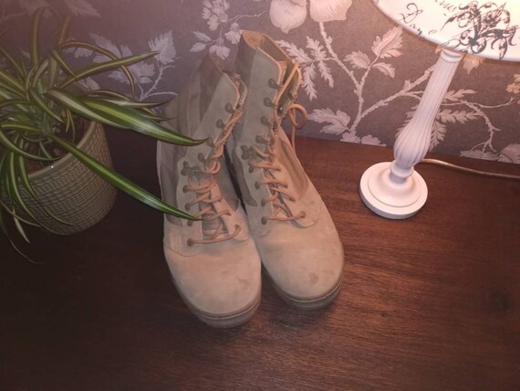 magnum amazon boots