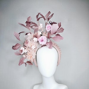 Kentucky Derby Hat Fascinator Light Pink Pearl Beaded  display picture 2