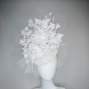 kentucky derby hat fascinator ivory white sinamay with bow and netting,ivory white silk flowers with pearls, and branching white feathers