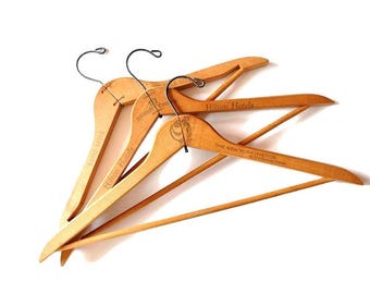 New York, New York ! 3 Vintage Hotel Wood Hangers 'Hotel Astor N.Y.-The N.Y. Hilton-Hilton Hotels' Closet Organizers Clothing Storage
