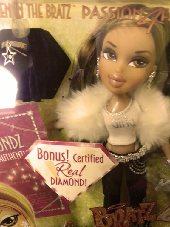 Mu eca Yasmin Bratz Forever Diamondz coleccionista hermoso