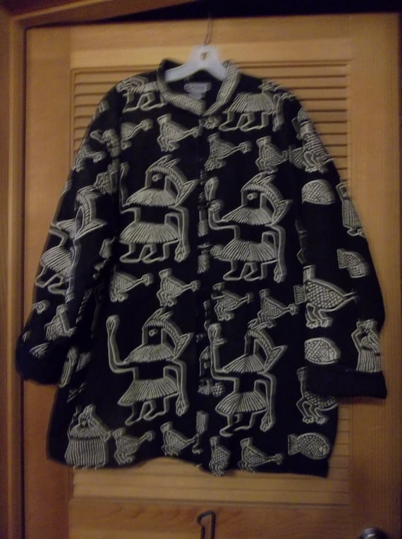 Unique Comfortable Jacket with Loop Button Closur… - image 3