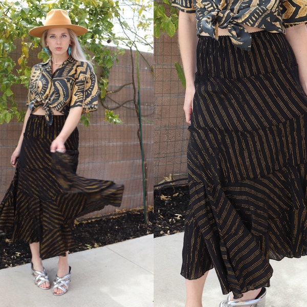 Small Black and Gold High Waisted Ruffle Flow Skirt