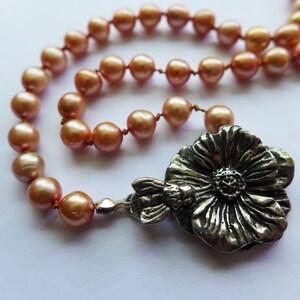 Peach Round Freshwater Pearl Hand-Knotted Silk 19 inch Necklace with Unique Pewter Flower and Bee Clasp