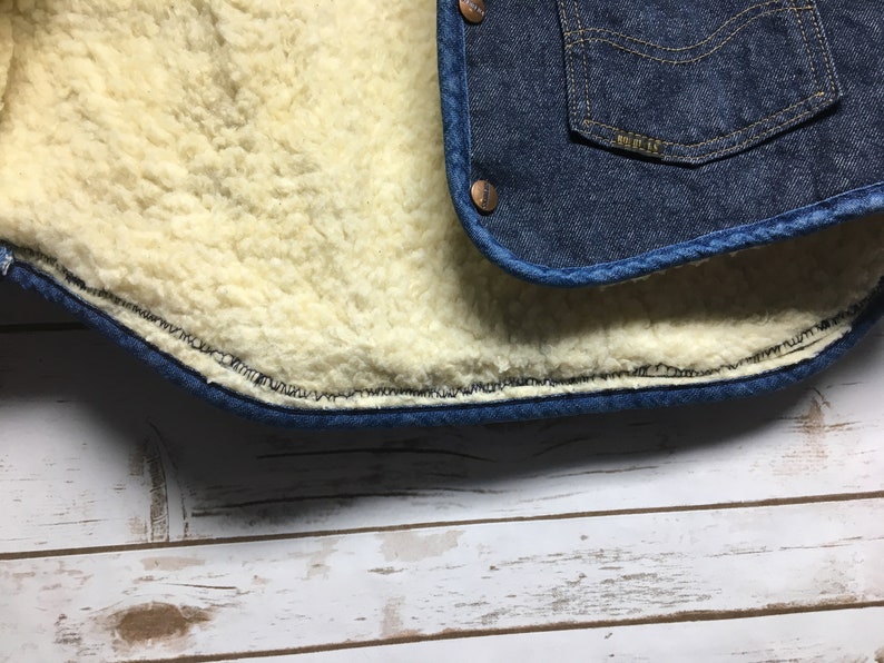 Medium Vintage 60/'s Sears and Roebucks Sherpa Lined Denim Vest snap buttons Dark wash hippie distressed denim festival vest boho Cowboy