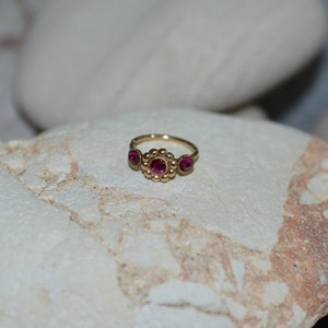 Ruby Flower NOSE RING // Gold Nose Ring Hoop Conch Piercing - Etsy