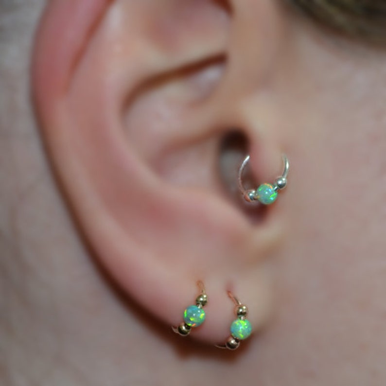 Green Opal TRAGUS EARRING // Gold Tragus Hoop - Cartilage Earring - Helix Piercing - Rook Jewelry - Nose Ring - Daith Ring 20g 