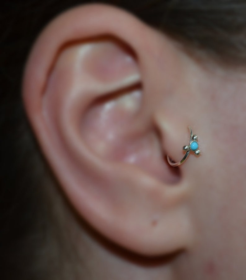 stores that sell tragus jewelry