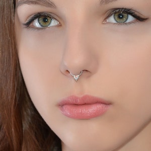 2mm Opale SEPTUM RING 20g // Silver Nose Hoop Septum Piercing Septum Jewelry Cartilage Earring Tragus Piercing Nipple Piercing 20g image 3