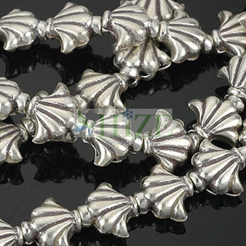 10 HIZE SB694 Thai Karen Hill Tribe Silver Fancy Clam Shell Beads 10mm