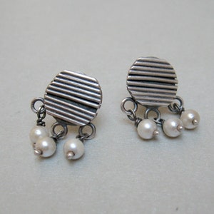 Pearl silver earrings, rustic earrings, design earrings, button earrings, wedding earrings