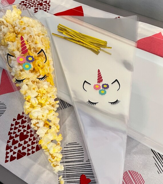 popcorn in cone shaped bags