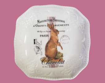 Chinoiserie French Bunny Bon Bon Plate