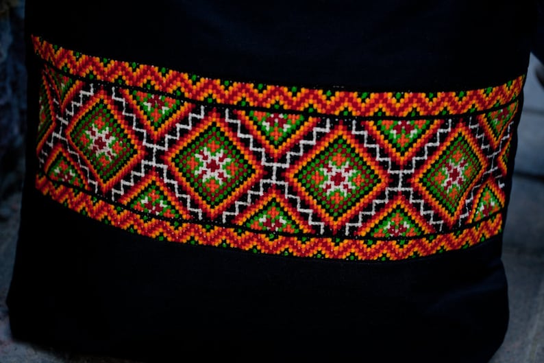 black canvas zipper tote bag Ukrainian gift for her canvas tote bag zipper Canvas bag with Ukrainian embroidery Ukrainian ethnic bag
