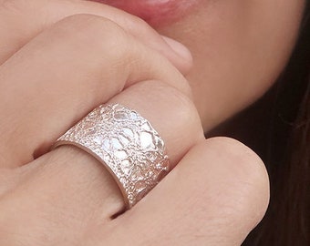 Ring met brede band en kantmotief, verlovingsring voor haar, fijne zilveren ring, uniek cadeau