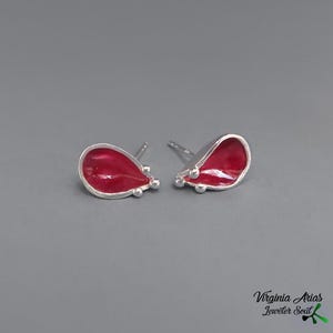 Handcrafted Red Enamel Earrings minimalist jewelry for women, 925 silver earrings for her, a pair of sterling silver stud earrings with a petal design for women, post earrings for everyday.