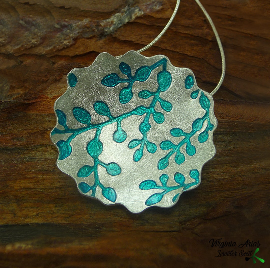 Collar Con Colgante De Plumeria De 15 Mm Y Circonita Cúbica De Plata Esterlina 925 Quilates De Estilo Hawaiano. - España