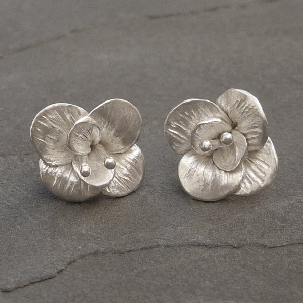 Delicate Flower Earrings, Silver Flower studs Mothers day Gift