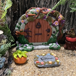 Fairy door, Fairies, Fairy, Polymer clay door, Dollhouse, Doll food, Miniature food, Fairy gardens, miniature, Mini garden, Door, Terrarium