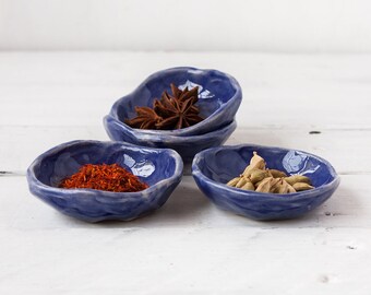 ring holder Jewelry bowl custom small bowls bridesmaid gift tiny ring dish maroon ceramics boho clay dishes spice plate spice plate