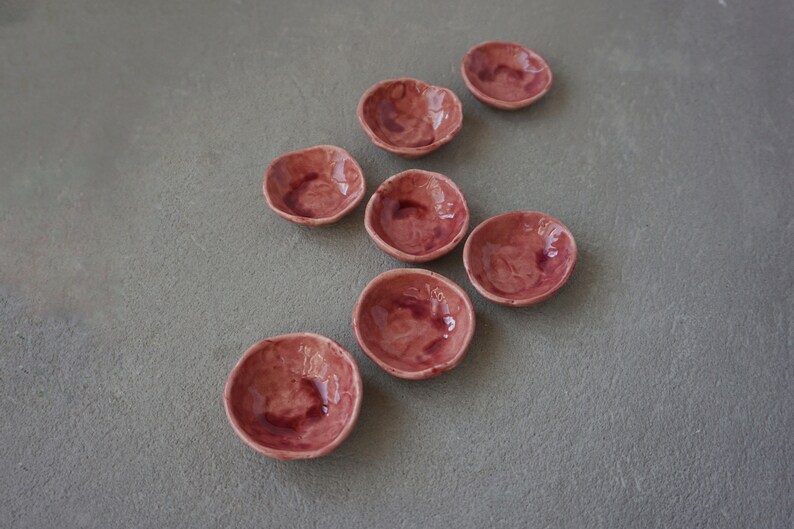 ring holder Jewelry bowl custom small bowls bridesmaid gift tiny ring dish maroon ceramics boho clay dishes spice plate spice plate