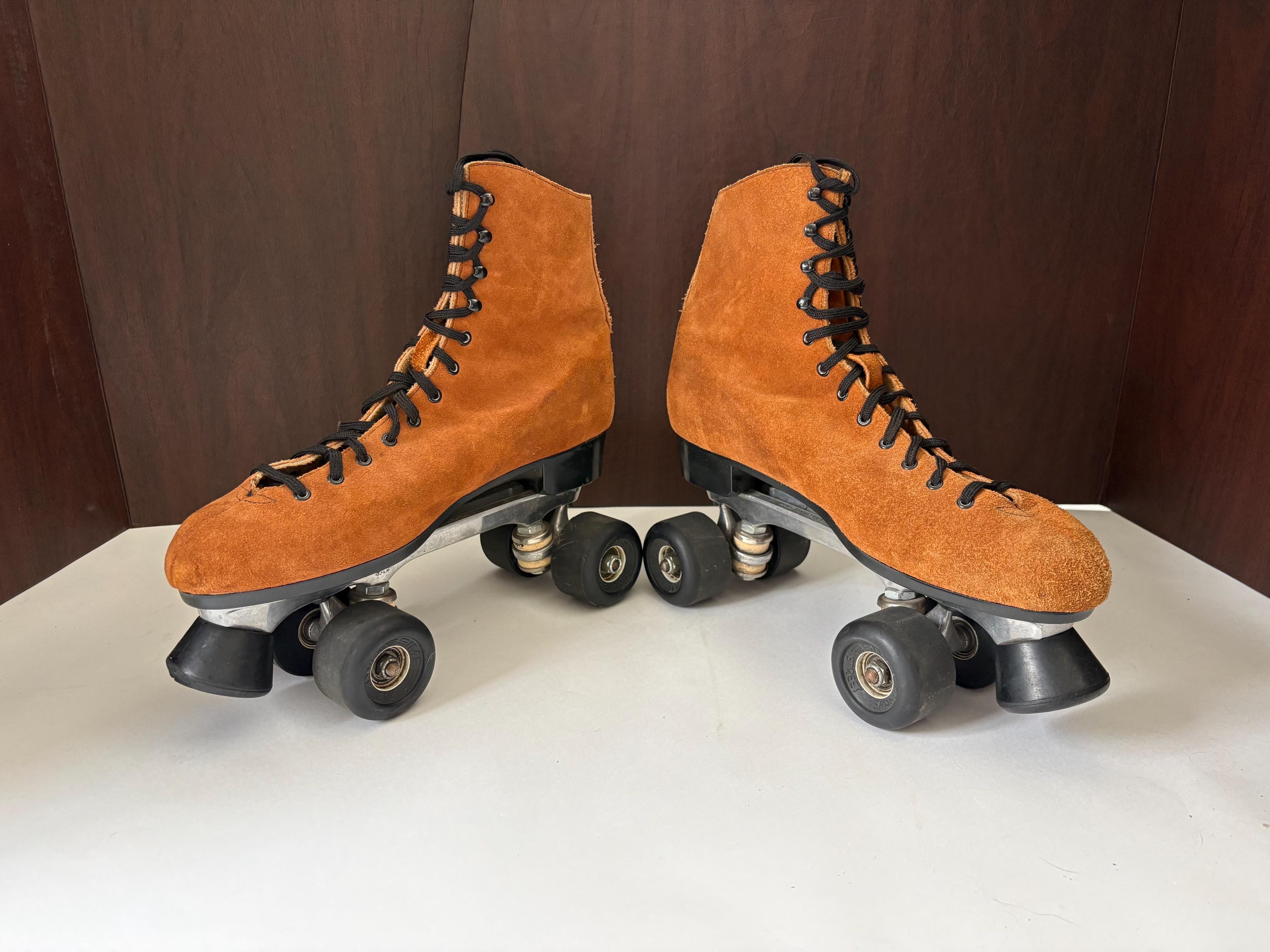 Vintage Brown Suede Roller Skates Quad Skate Men display picture 1