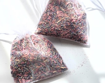 Red Cedar and Lavender Sachets - Natural Drawer and Closet Freshener - Moth Repellent