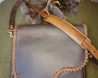 Leather Haversack -- Hand-Stitched Oil-Tanned Leather Satchel -- Bushcraft / Survival Crossbody Bag -- Rustic Outdoor Gear Gift