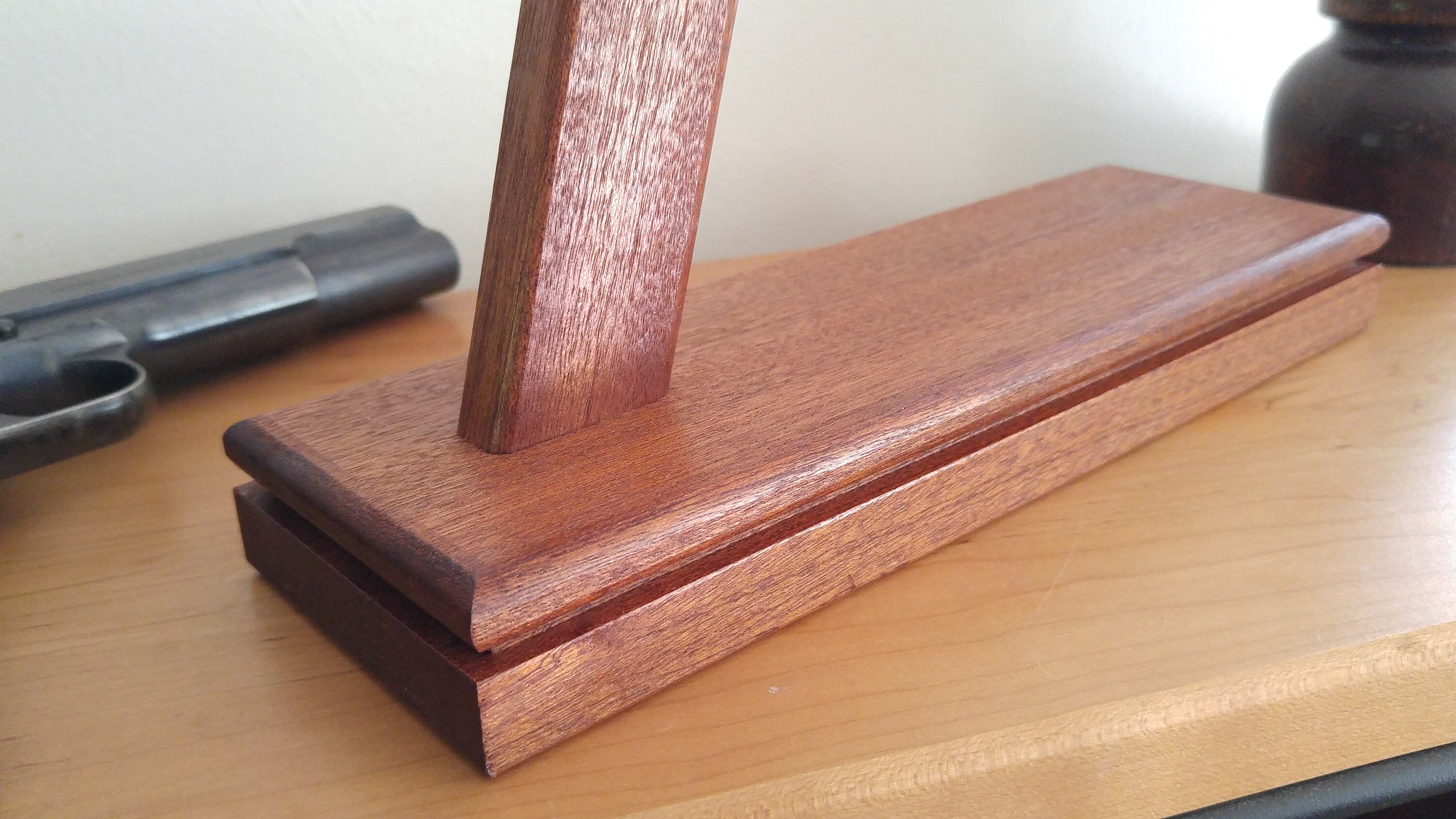 1911 Pistol Display Stand with Magazine Storage Compartment Etsy