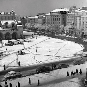 Poster I Diverse dimensioni I Fotografie d'epoca originali I Piazza principale di Cracovia, inverno