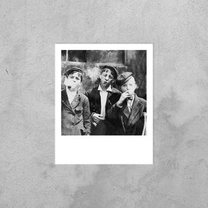 Carte postale Polaroid; Garçons fumeurs