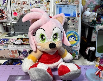 手作りソニック・ザ・ヘッジホッグ エミー・ローズ アミグルミ