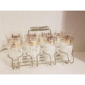 VTG Anchor Hocking Drinking Glasses+ Rack Pennsylvania Dutch Amish Butter 1960s Barware set.