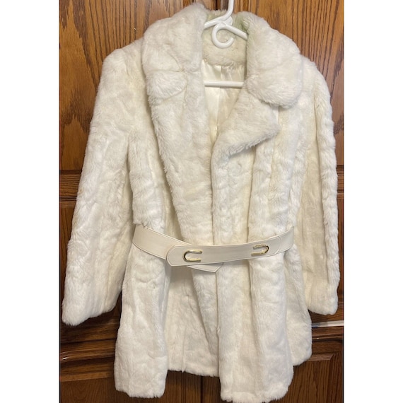 Country Pacer Faux Fur Women's Coat White Lined W… - image 1