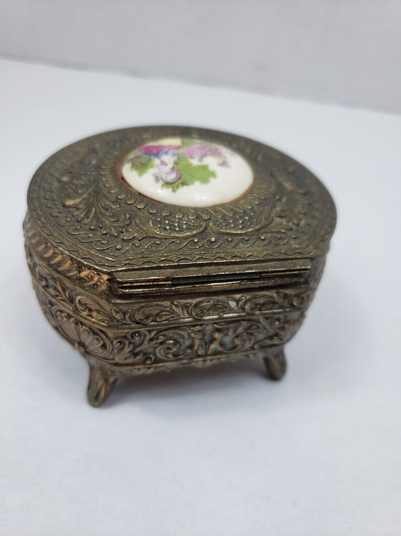 Brass velvet lined vintage jewelrytrinket box