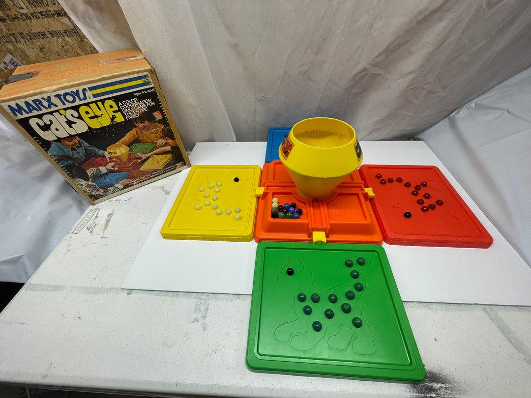 Cat's Eye Game Vintage Board Game Marx Toys Color Coordination Family
