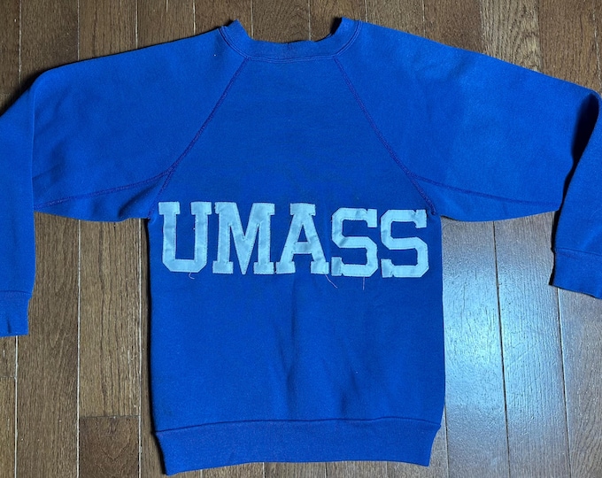 1970s UMass Sweatshirt Raglan Crewneck