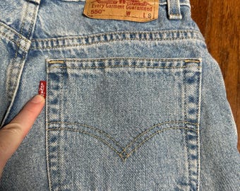 Vintage Levi’s 550 Red Tab Jeans