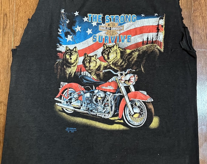 1991 Thrashed 3D The Strong Survive Harley Tee