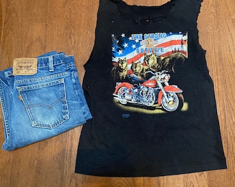 1991 Thrashed 3D The Strong Survive Harley Tee