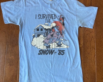 Vintage I survived the snow of '85 tee
