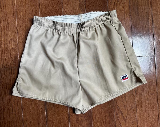 Vintage 70s Levi’s Made in USA Shorts Youth XL Tan Elastic Waist Athletic Shorts