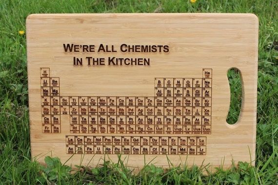 Personalisiertes Periodensystem Bambus Schneidebrett: Chemie Kche Dekor -  Etsy sterreich