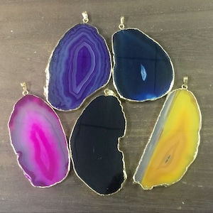 Wholesale Agate Slice Pendant Free form Agate Pendant Gold plated Pink/Yellow/Blue/Purple/Black Agate wholesale Pendant Gemstone pendant