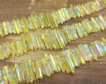 Bright Yellow Quartz Points Aura Yellow Quartz Crystal Points Wholesale Quartz Stick Spike Pendant Beads Graduated Mystic 6-8*22-45mm