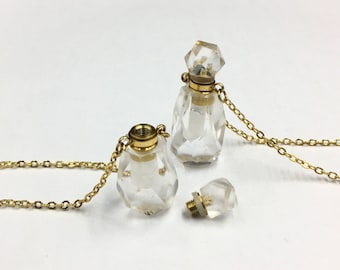 Faceted Clear Quartz Perfume Bottle Necklace Essential Oil Diffuser Bottle Rock Crystal Perfume Necklace Pendant Charm Gemstone Scent Bottle