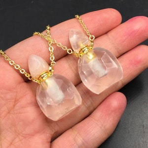 Gefacetteerd Rozenkwarts parfum fles etherische olie diffuser fles Crystal parfum fles ketting hanger charme Gemstone Crystal geur fles