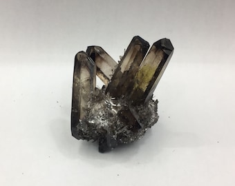 Irradiated Smoky Quartz Cluster Dark Smoky Quartz Crystal Cluster Grounding Stone Decor Mineral Specimen Healing Stone Rock Free Form CD-S17